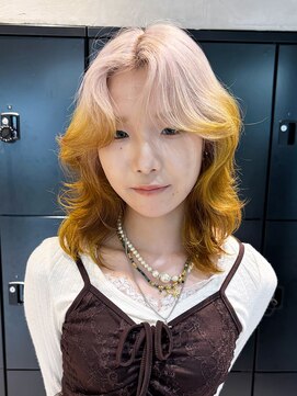 アルバム 銀座(ALBUM GINZA) おくれ毛ハイトーンくびれヘアミディアム_F20907