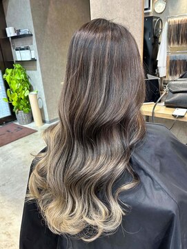 フィーネ 柏(Fi-Ne) バレイヤージュエアタッチ/ミルティーベージュ/プルエクステ/柏