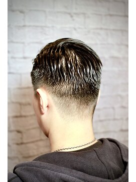 グレイスフル バーバープラチナム 六本木店(Graceful Barber platinum) イケイケミドルエイジフェード