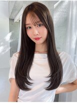ボンドストーリーノヴァ(Bond Story nova)&nbsp;ツヤ髪ロング×束感前髪で叶う大人可愛いストレート