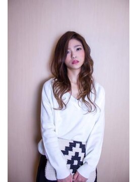 フェイス 伊勢原(FACE。) やわらかくて女性的、でもクールなのがいい