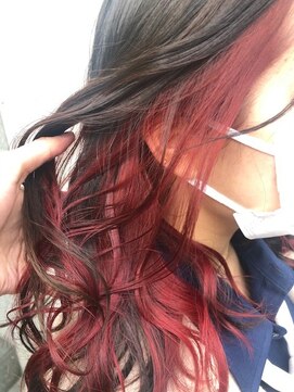 ビヨンドイー(beyond E) フェイスフレーミングインナーカラーマゼンタピンク