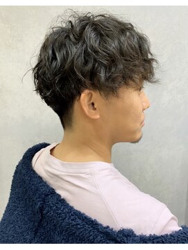 ピリナ(Pilina) メンズスパイラルパーマ