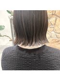 ブリーチなしミルクティーベージュ切りっぱなしボブ