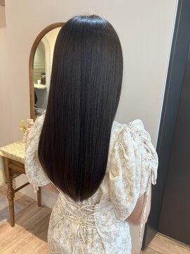 アンド ラ ブランシュ(&.La Blanche) ミディアムヘア/斜めバング/グレージュカラー/シルキーベージュ