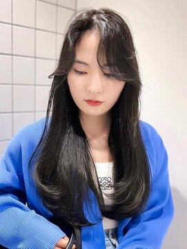 ニトバイアンキシム(nit by ahnkism) 韓国風レイヤーカット顔まわりくびれオルチャン堀江