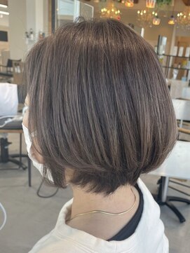 グランデュール 東静岡池田店(GRANDEUR) ダブルカラーショートボブインナーカラーハイライトケアブリーチ