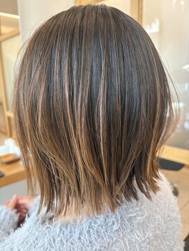  リュクスバトーバイトリコ 船橋南口店(Luxe BATEAU by tricot) 軽めボブ