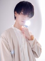 ユーフォリア 渋谷グランデ(Euphoria SHIBUYA GRANDE)&nbsp;ナチュラルマッシュ　刈り上げなし　ブルーブラック　MOMO