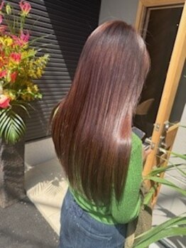 リットレジット(Lit legit)の写真/くせやうねりでお悩みの方へ。業界最新商材×極限までダメージを抑えた施術で、理想の自然な美しさを＊