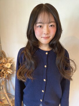 リベラル(liberal) 髪質改善 ブラウン ロングレイヤー フォワード巻き【20代/30代】