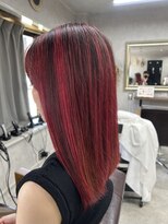 リアン(Lien) ハイライトを繰り返したグラデーションカラー/チェリーレッド