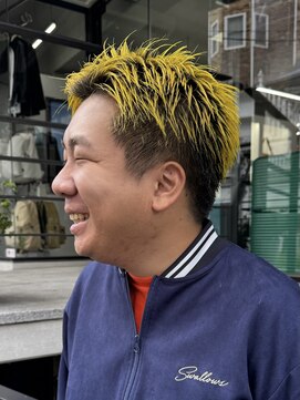 ナループロアポンテ(Nalu pu loa PONTE) メンズショートヘアデザインかカラーブリーチありイエローカラー