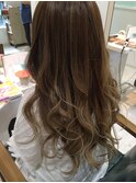 グラデーション×ホワイティーアッシュ