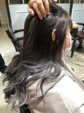 エレナ(elena) インナーカラー×シルバー