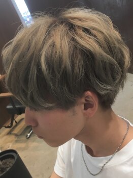 リップス ヘアー(Lips hair)の写真/[ゆめタウン皆実店徒歩30秒♪]トレンド感◎プライベートからビジネスシーンまでON/OFFキマるスタイルに！