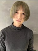 ライムグリーン×ニュアンスボブ