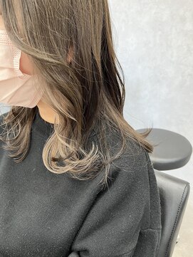 アンダーン(Un done) ベージュイヤリングカラー