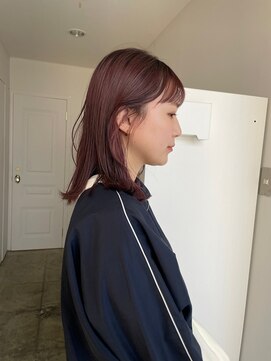 エイチ(H) 30代40代ミニウルフカットショートボブセミロング前下がりボブ