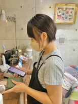 トト 船橋店(toto.)&nbsp;黒髪/グレーベージュ/レイヤーロング/前髪パーマ[西船橋/津田沼]