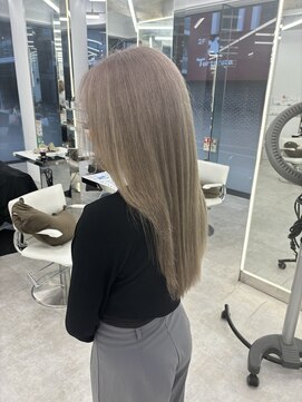 ブラウン(Brown) #haru ハイトーングレージュカラー