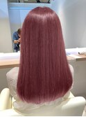 ピンクベージュ