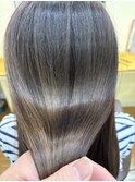 サロンソリューションでツヤサラヘアー☆