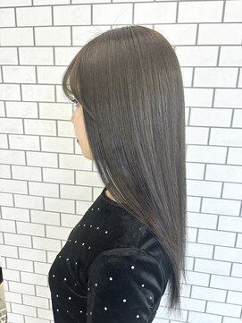 アイリス 天文館店(AIRIS) オリーブカラー