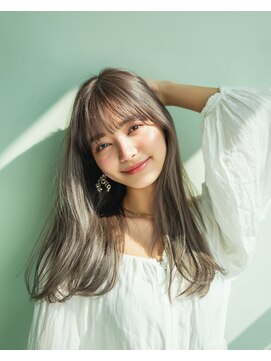 アンフィ 稲田堤(Anphi) 艶グレージュカラー