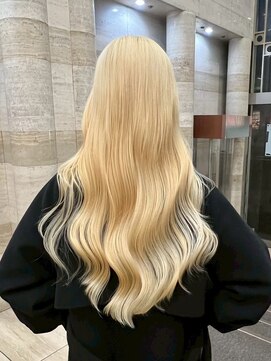 ヴィア 京都烏丸(Via) ハイトーン/ケアブリーチ/髪質改善/ブロンド/ホワイトブロンド