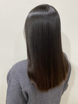 縮毛矯正専門店による縮毛矯正&髪質改善トリートメント