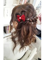 ヘアーメイク ティアラ(Hair make Tiara) ツイストハートアレンジヘア☆+゜