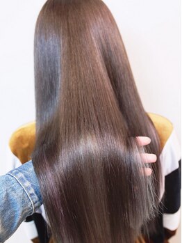 エール(a:le)の写真/【最新の縮毛矯正◎】"酸性ストレート"で髪の強度を上げ更にサラサラな輝く美髪へ導きます♪