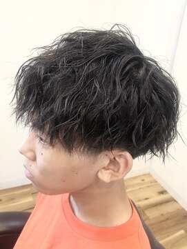 スウェル 船橋店(Swell) メンズツイストパーマスパイラルパーマフェード[船橋]