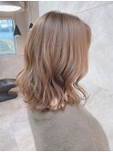 大人かわいいくびれヘアビタミンカラーメルティカラーマッシュ