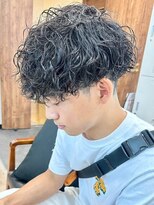 ウェイビーエフティフィフス 横浜西口(WAVEY ft.fifth)&nbsp;ツイストスパイラルパーマ波巻きスパイラル刈り上げマッシュ