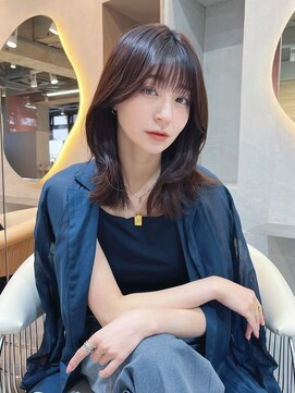 グロー 大宮(GLROW) □ 韓国大宮顔周りレイヤーカットくびれミディアムワンホンヘア