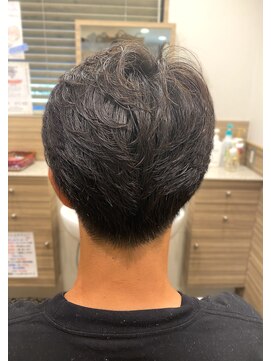 銀座マツナガ 神田店 大人かっこいいサラッとワンカールニュアンスパーマ