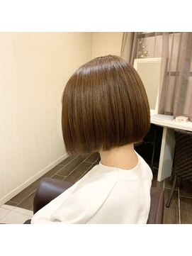 アフロディーテ 泉中央店(Aphrodite) バツっとボブ