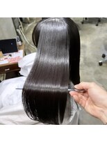 サロンドミルク 原宿(salon de MiLK) 【原宿】地毛風ストレートで学校一番の艶髪へ