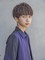 シティ(CITY)&nbsp;小久保styleフェザーパーマグレーブルーカラー刈り上げショート