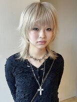 デコ(DECO) hush-cut white blond