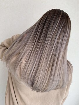 ラグーン(LAGOON) バレイヤージュグレージュハイライトダブルカラーケアブリーチ