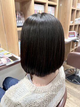 クネア(kunea) ストレート/ボブ