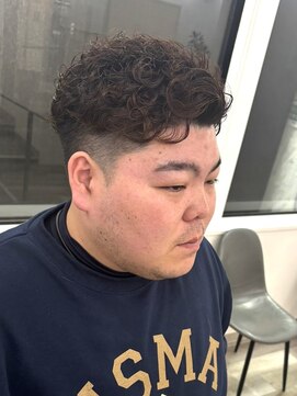 一鳳庵　【イオアン】 メンズカット　ショートマッシュ　束感シャドウパーマ