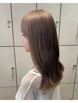 ヴァネッサ(VANESSA)&nbsp;ブリーチ2回でホワイトベージュ！/吉川沙知
