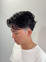 ウォルト(walt)&nbsp;栄 メンズ フェードカット センターパート