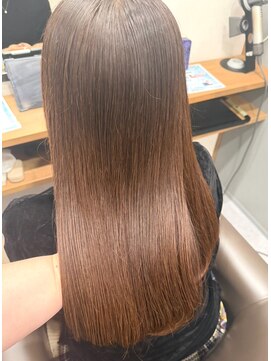 ロッカヘアエジェ(ROCCA hair eje.) デザインカラー透明感ブラウンストレート