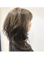 ヴァパウス ヘアーデザイン(Vapaus hair design) ウルフカット ラベンダーアッシュ