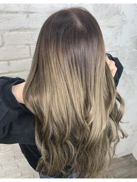 プライズ アイリス 池袋東口店(prize Iris) エクステイルミナカラー透明感池袋東口yasuna